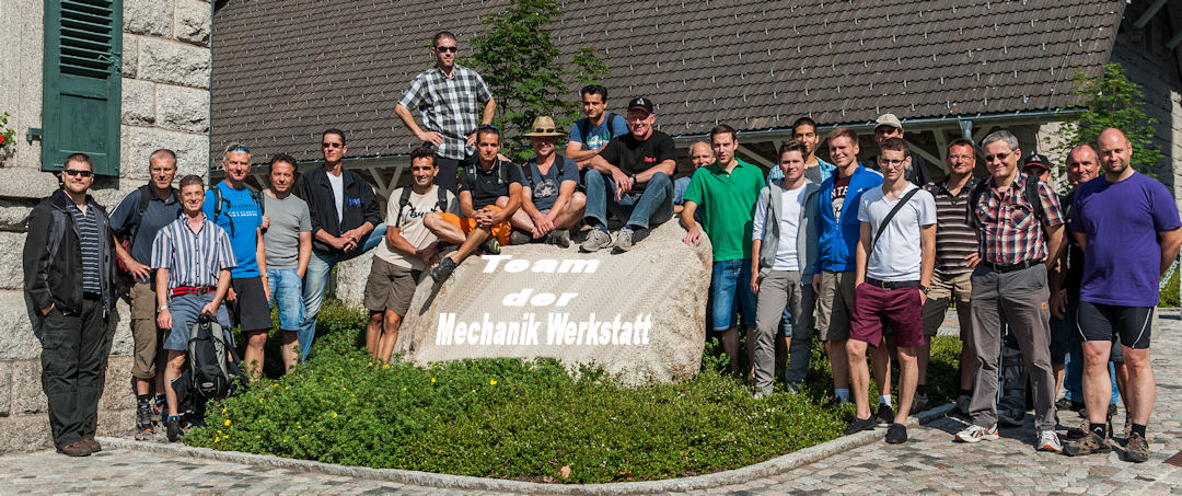 mechanischewerkstatt_Team2013.jpg